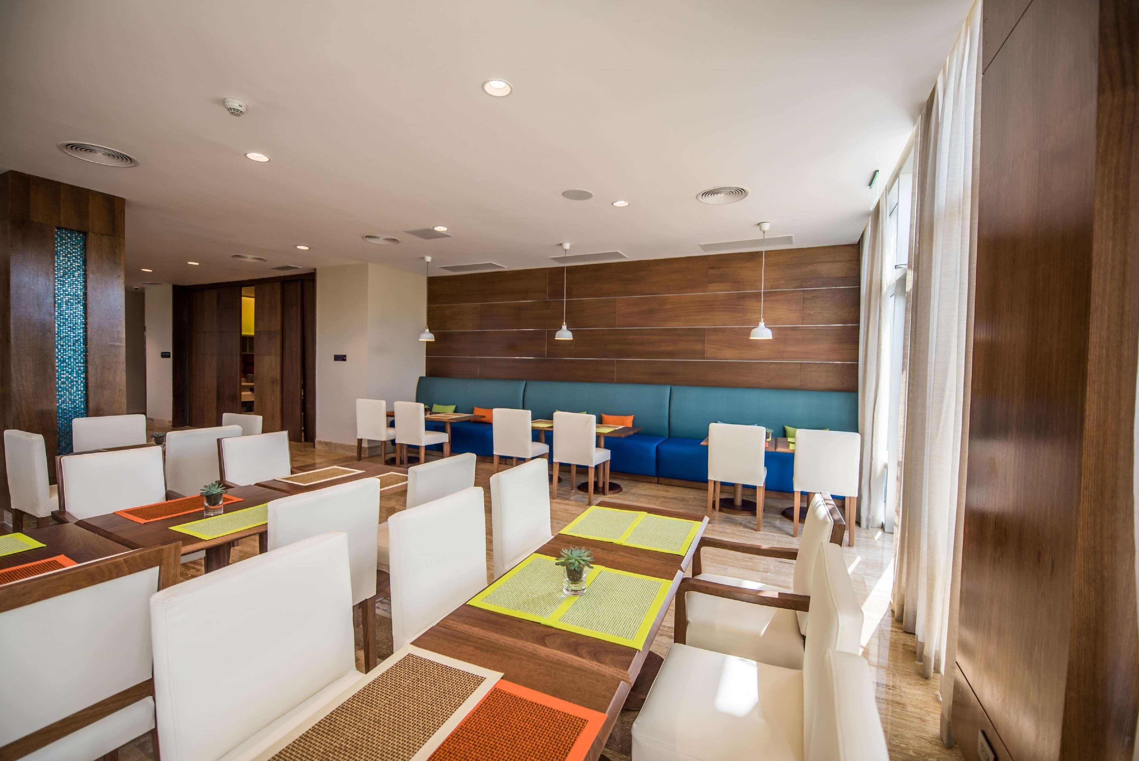 Hotel Hampton By Hilton Santo Domingo Airport Boca Chica Zewnętrze zdjęcie
