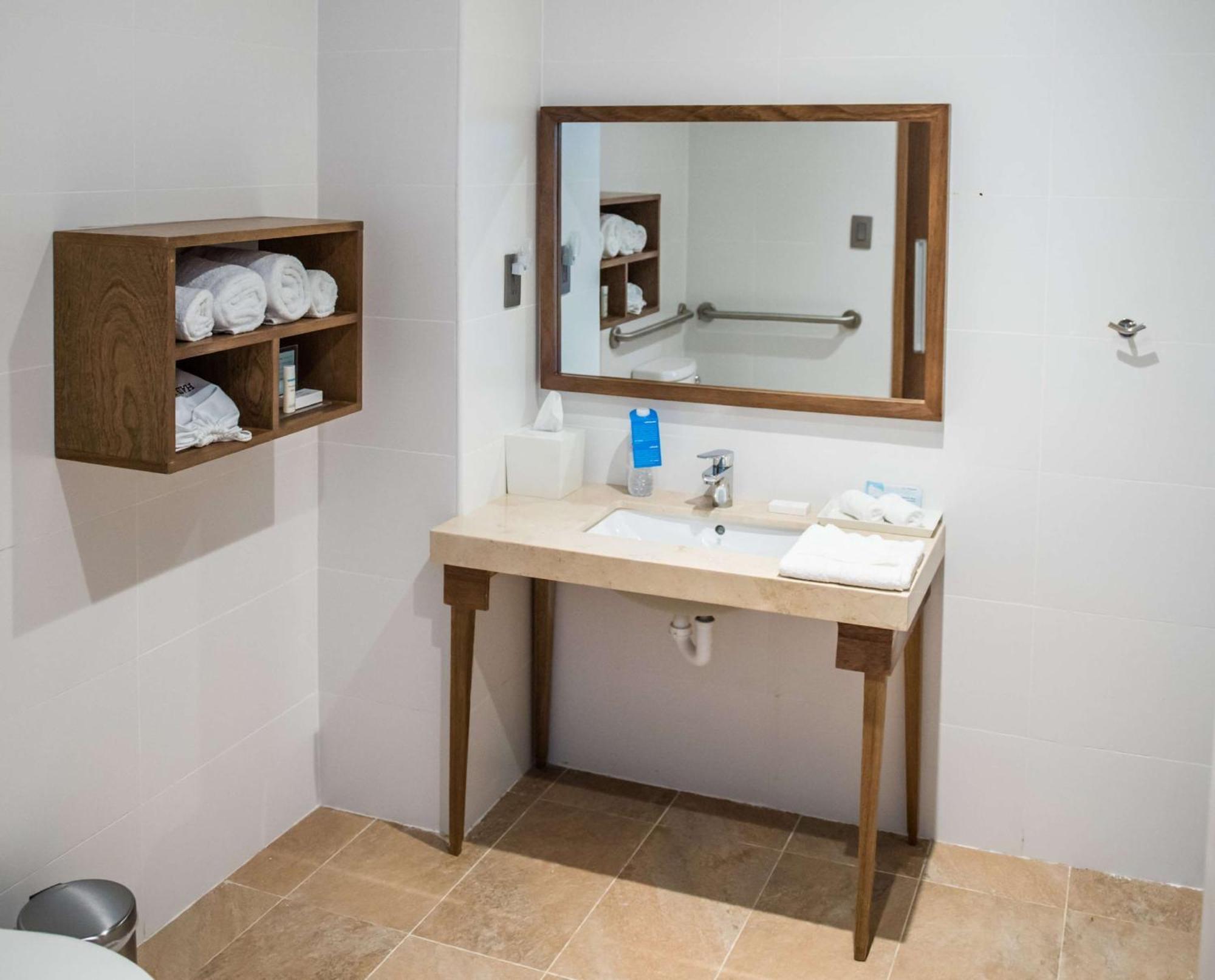 Hotel Hampton By Hilton Santo Domingo Airport Boca Chica Zewnętrze zdjęcie