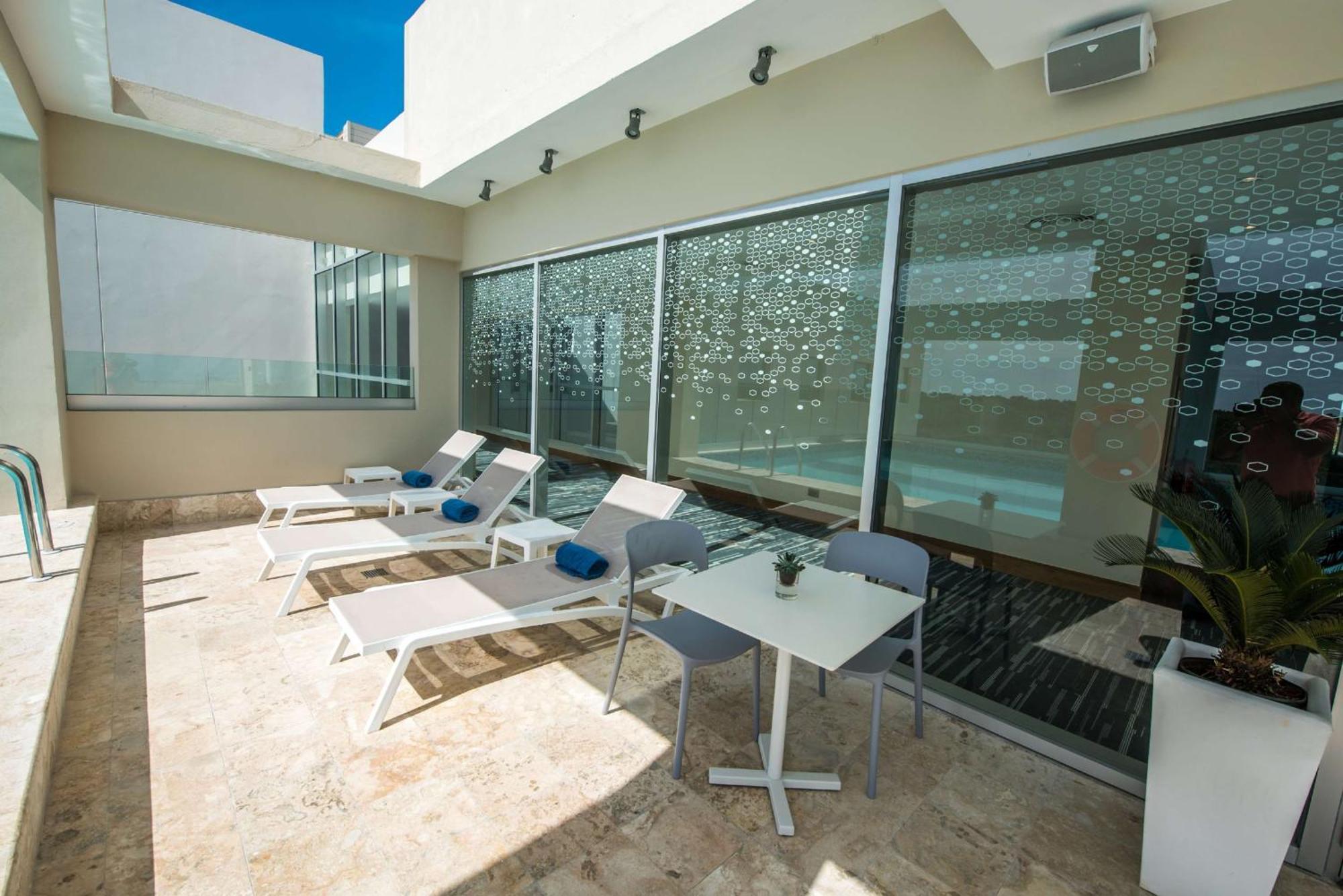 Hotel Hampton By Hilton Santo Domingo Airport Boca Chica Zewnętrze zdjęcie
